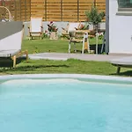 Essentia Comfy Apartmán