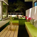 Essentia Comfy Apartmán