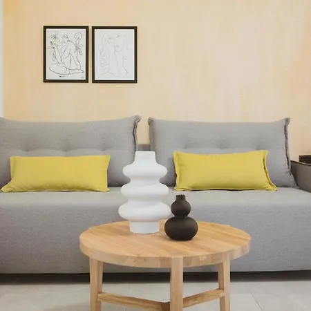Essentia Comfy Apartament *